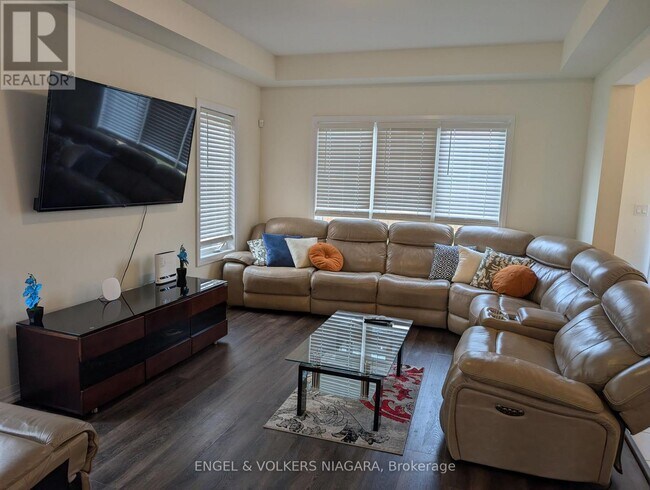 Photo - 7330 Marvel Dr