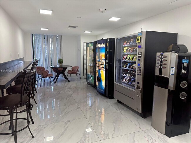 Photo - 3300 NE 192 St Unit 414