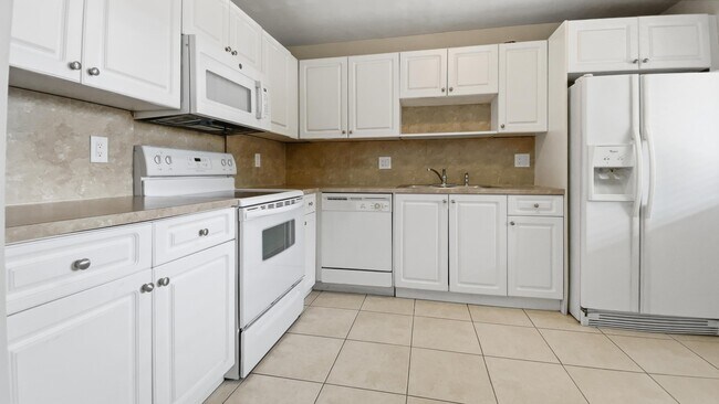 Photo - 197 Lakeview Dr Unit 202