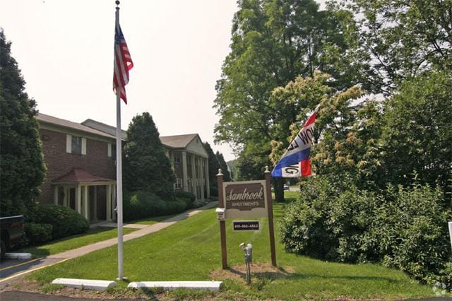 Entrance - Sanbrook Apartments