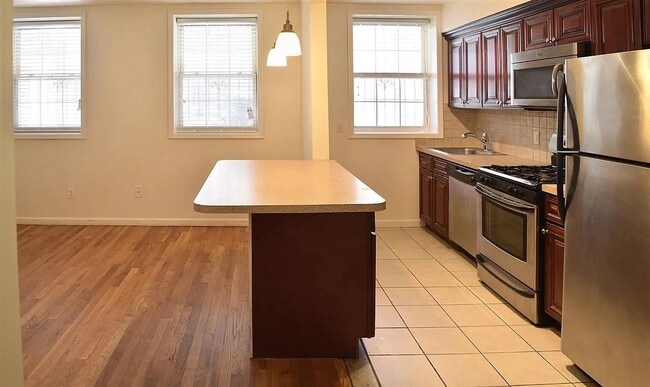 Building Photo - 401 Bergenline Ave Unit 1