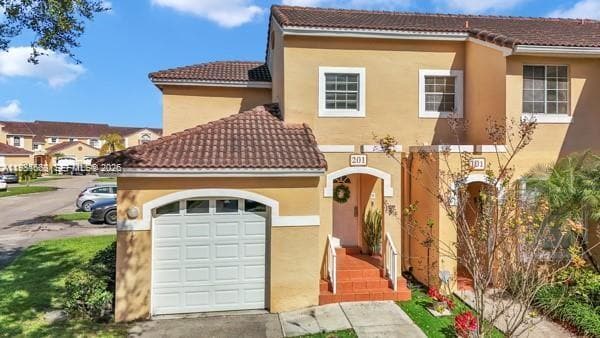 Photo - 14817 Balgowan Rd Unit 201