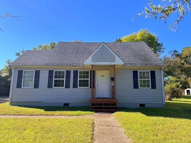 Cape Cod with Garage - Cape Cod with Garage Casa