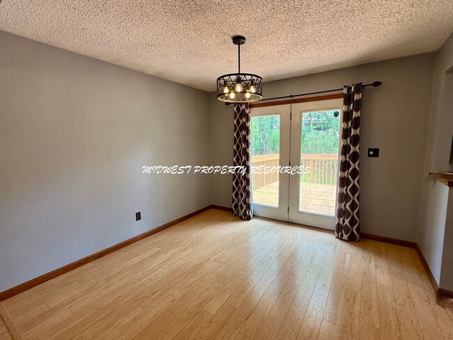 Photo - Amazing 3 Bedroom Home!