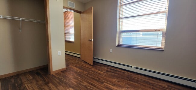 Photo - Legacy Senior Living Apartments