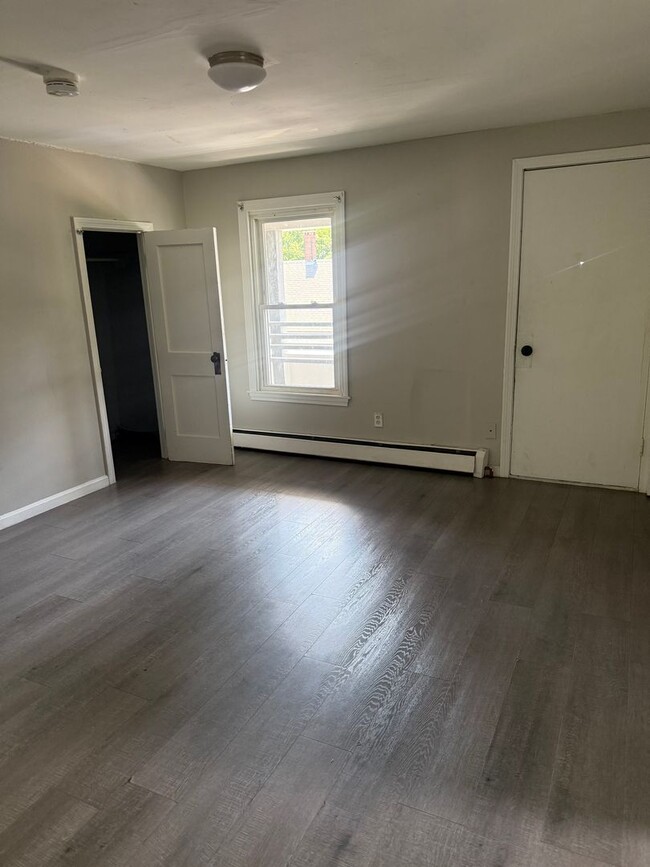 49 Brook St Unit 6