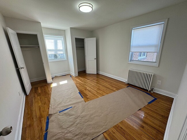 Photo - "Charming 3-Bed Oasis in Oakland Gardens with Modern Granite Touches!"