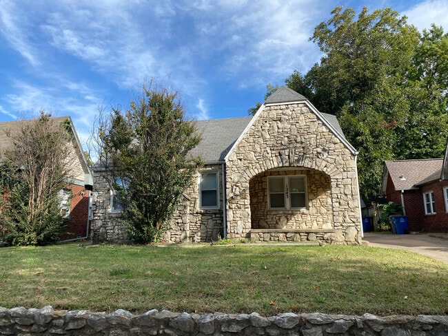 Photo - 1243 S Columbia Ave