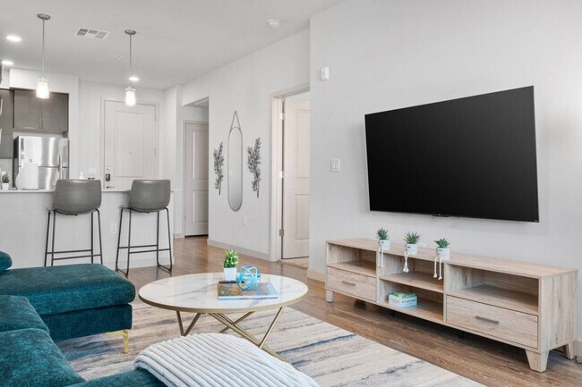 Photo - 711 W Broadway Rd Unit ID1366960P