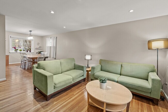 Photo - 212 Rollins Ave Unit Main