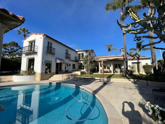 Photo - 6692 La Jolla Scenic S Dr