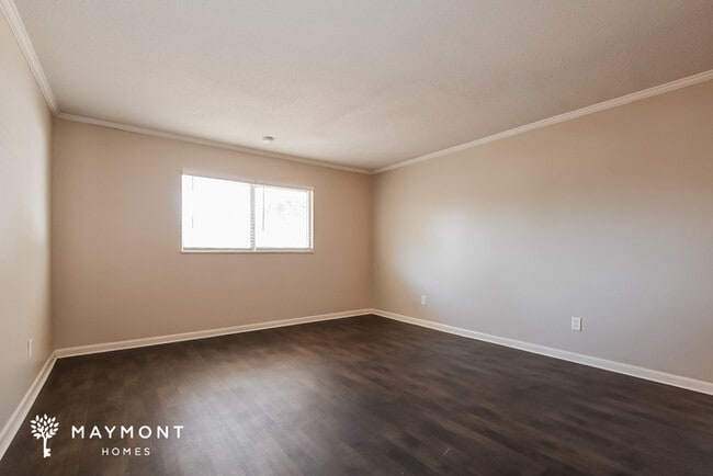 Photo - 916 Northern Oaks Terrace