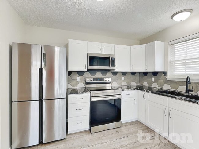 Photo - 1730 E Fork Dr