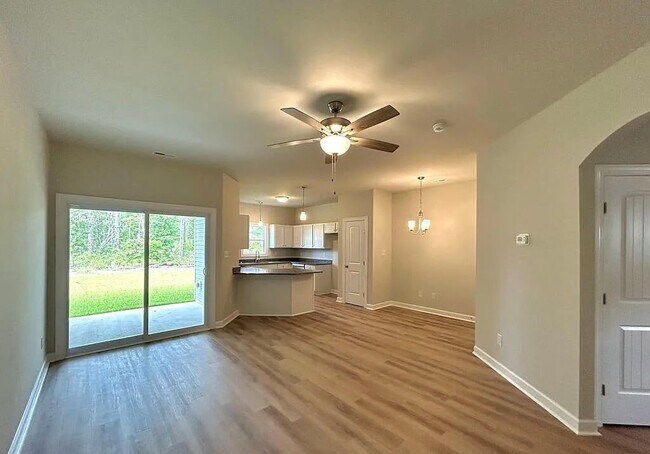Photo - 111 Crab Claw Spit Ln