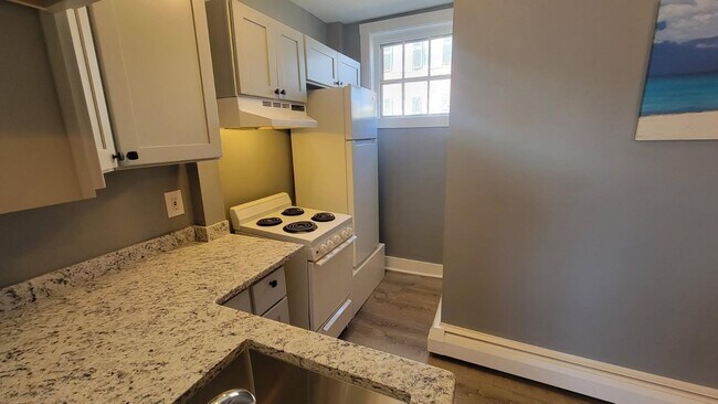 22 S 6th St Unit 1R