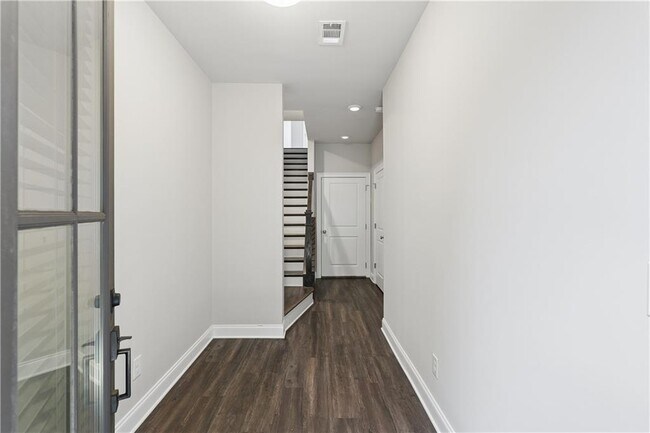 Photo - 857 Constellation Dr