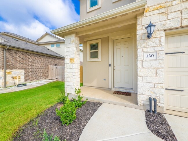 Photo - 120 Serpens St