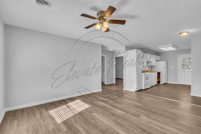 Photo - Affordable 2BR Ranch Duplex in N. Columbia — Move-In Special!