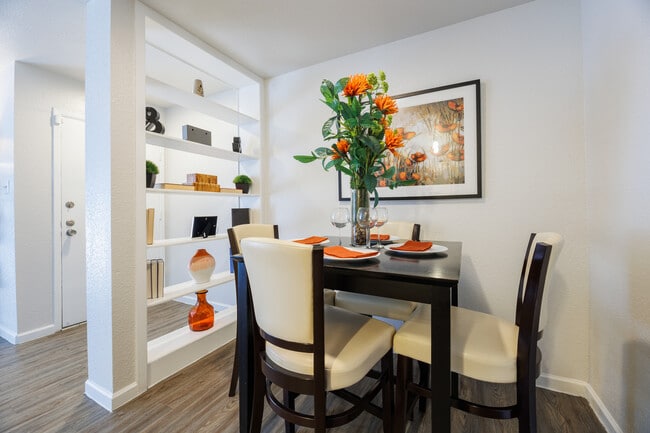 Model A2 - Dining Area