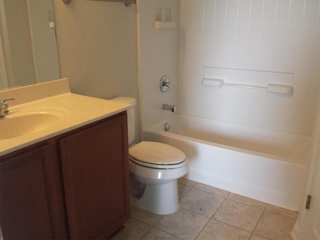 Photo - 340 Perry St