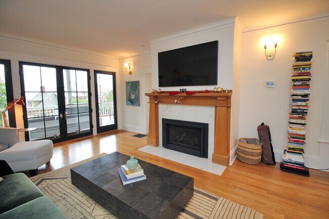 Photo - 3309 NW Thurman St