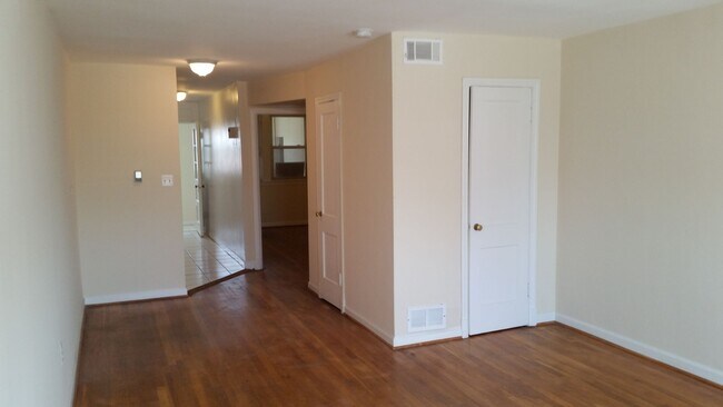 Photo - 1113-1113 19th St NE Unit 1105 - 6