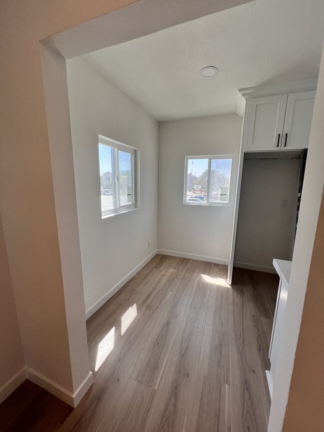 Photo - 8427 Elizabeth Ave Unit Fully Renovated 1 Bedroom Apartment