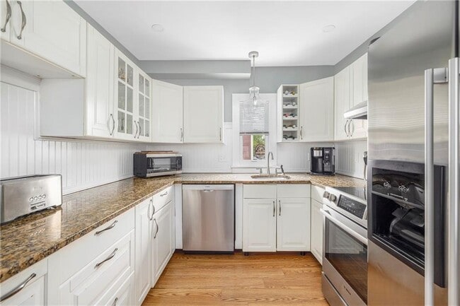 Photo - 515 Thames St