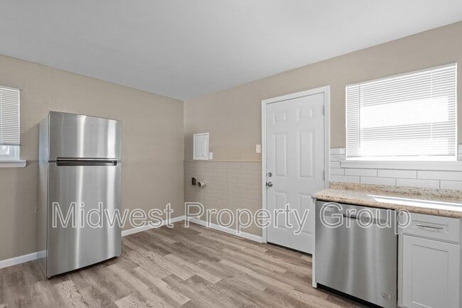 Photo - 23 Juno Dr