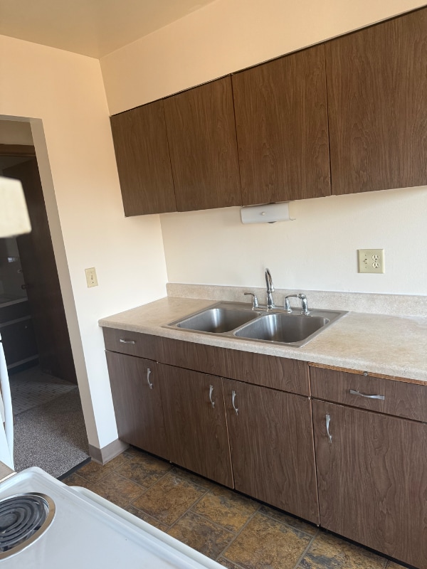 Photo - 729 Oakdale Ave