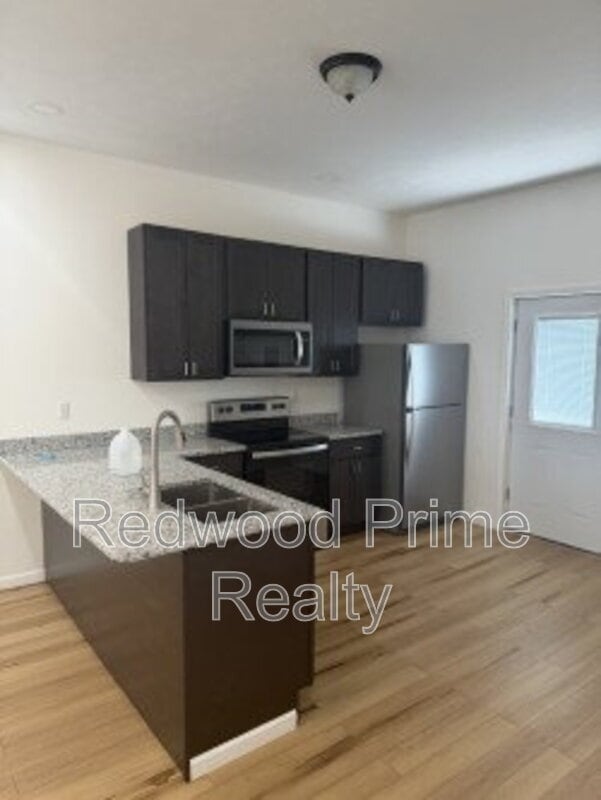 Photo - 201 Howard Ave