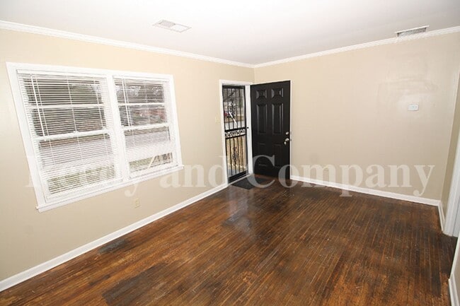 Photo - 3568 Venable Rd