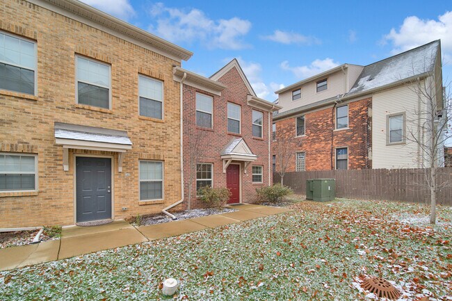 676 E Ferry St Unit 2 Bedroom
