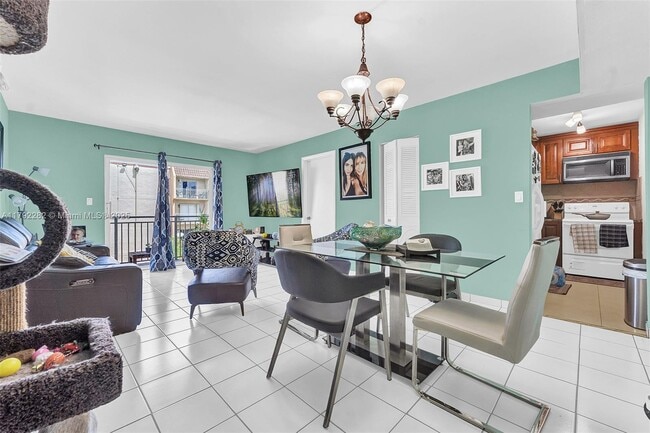 Photo - 4845 NW 7th St Unidad 309