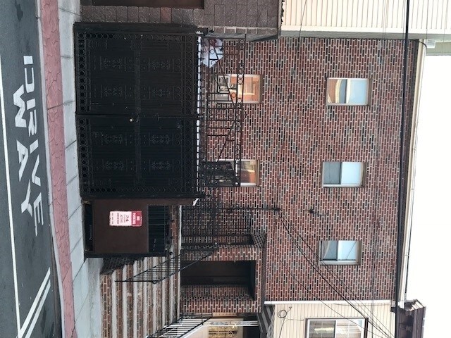 Photo - 601-603 BERGENLINE AVE