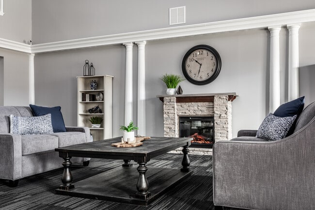 Common Area sitting and games room - Benjamin Court