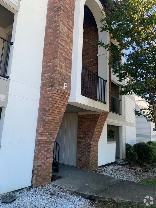 Building Photo - 2Bed/2Bath Available at Court Square! Rental