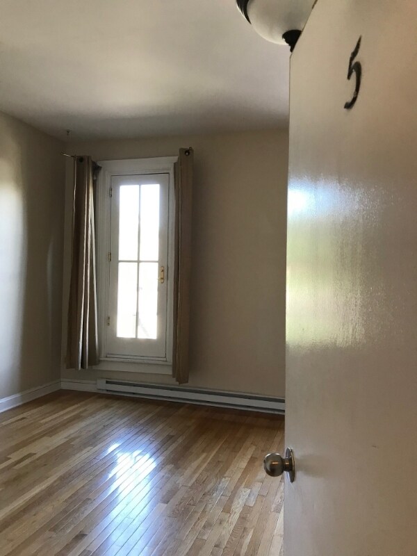 Photo - 156 Circular St