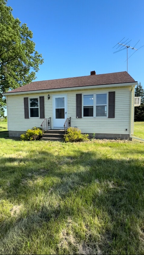 Photo - 40517 Co Rd 15 (Saint Peter, MN)