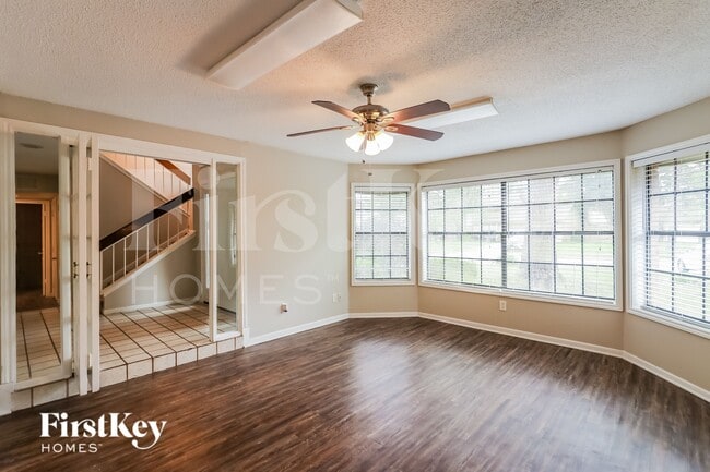 Photo - 4119 Tasselwood Ln