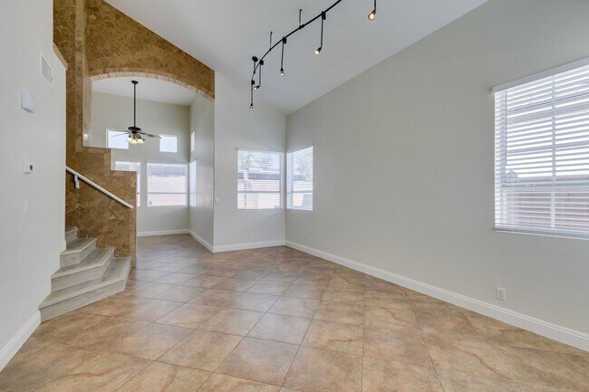 Photo - 3 bedroom in the beautiful North Shores.
