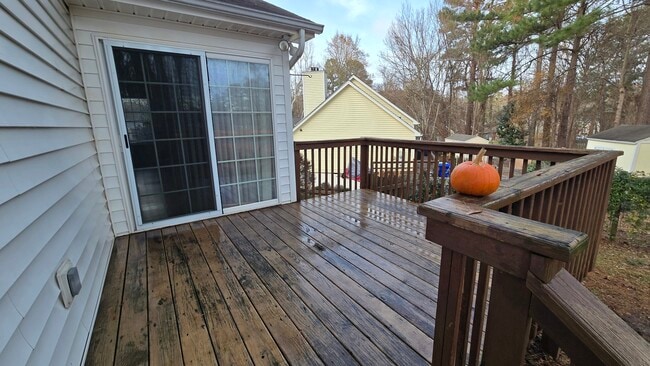 Photo - 50 W Field St