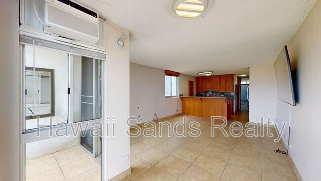 Photo - 2611 Ala Wai Blvd