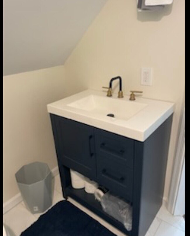 Photo - 2604 Linwood Rd Unidad Parkville Accommodations