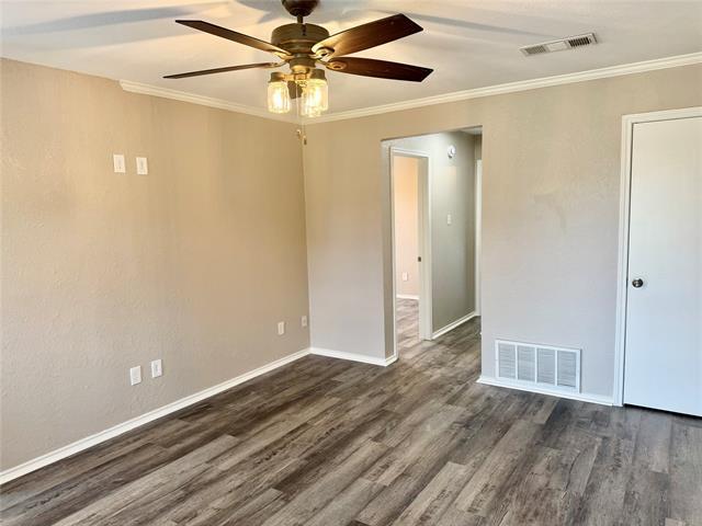 Photo - 301 Shady Grove Dr