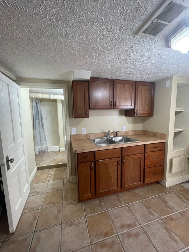 Photo - 1121 Packard St Unit Apt. B