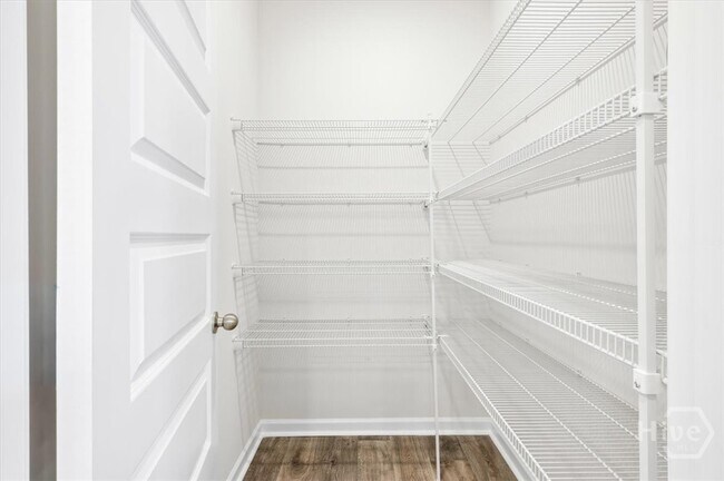 Photo - 142 Bottlebrush Dr