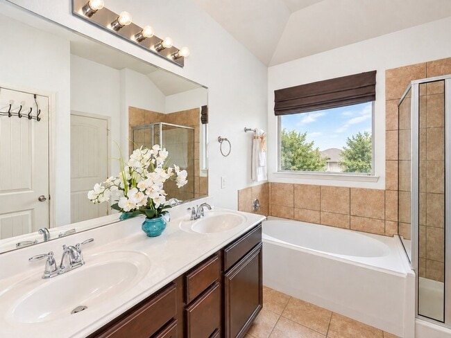 6103 Grassy Haven Ln