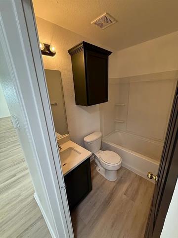 Photo - 3713 Devonaire Dr