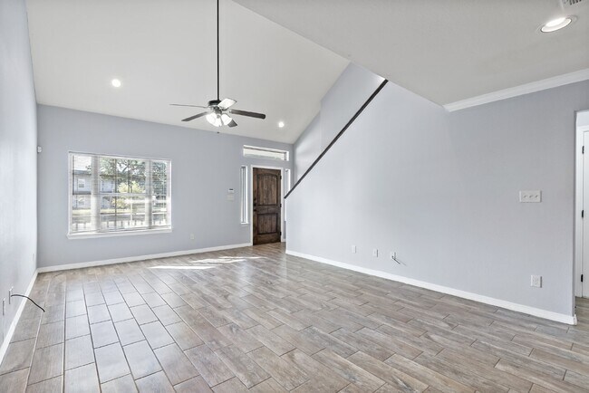 Photo - 5BR/4BA Home Near Texas A&M – Pre-Leasing ...